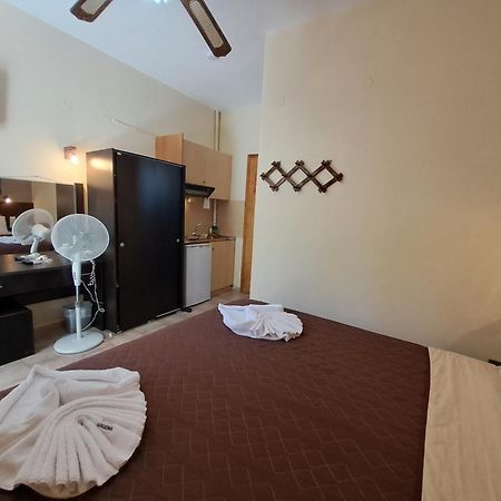 Gorgona Hotel Patitírion Buitenkant foto